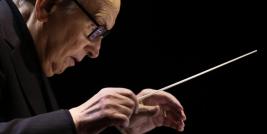 MORRICONE COMEMORA 60 ANOS DEDICADOS À MÚSICA.