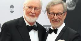 Steven Spielberg e John Williams celebram 43 anos de parceria cinematográfica.