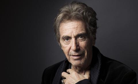 Al Pacino, uma trajetória de 61 filmes que renderam 46 prêmios, dentre eles o Oscar pelo seu brilhante desempenho em 1993 por ocasião do filme PERFUME DE MULHER.