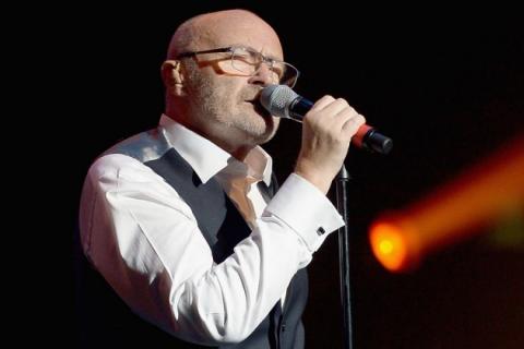 PHIL COLLINS CANTA 'YOU'LL BE IN MY HEART'.