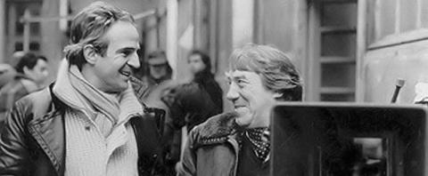 A trilha sonora do filme A NOITE AMERICANA foi assinada pelo respeitável Georges Delerue que desenvolveu uma parceria extremamente profícua com o cineasta François Truffaut. 