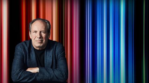 O programa A Música no Cinema deste domingo dia 13, vamos falar da carreira, dos prêmios, das trilhas e da carreira concertista olímpica que Hans Zimmer tem empreendido.