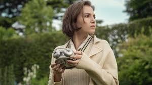 OS SETE RELÓGIOS, uma história baseada em uma ideia genial de Agatha Christie.