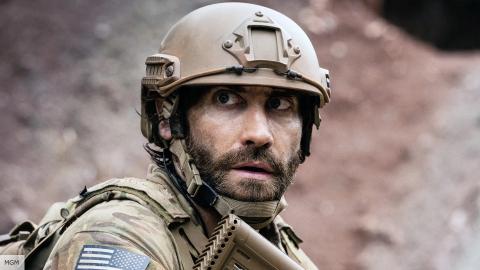 O PACTO, filme de 2023 dirigido por Guy Ritchie, mostra a trajetória do Sargento Master John Kinley interpretado por Jake Gyllenhall, durante a ocupação americana no Afeganistão.